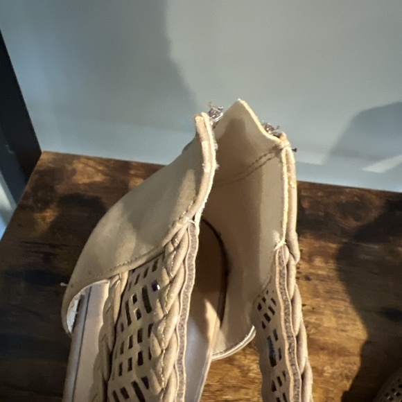 Tan Soda Peep Toe Block Heel Zip Up Heels Women Size 9 Tan Color - Picture 9 of 10